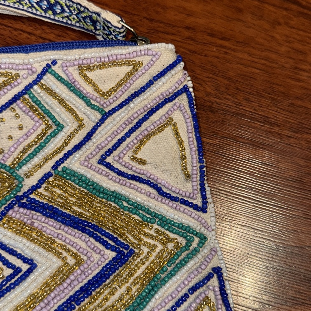 AMERICA & BEYOND BEADED CLUTCH WRISTLET LUXE LILAC EMBELLISHED TOP ZIP HANDMADE! - Picture 6 of 6
